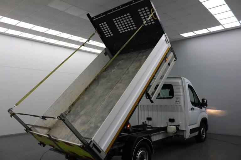 2022 Maxus Deliver 9 2.0 D20 Base RWD 150 BHP L2 MWB Tipper Euro 6 ULEZ Free TIPPER Diesel Manual