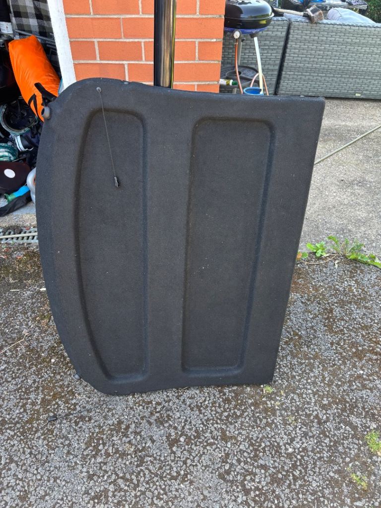 Ford Mondeo 2010 parcel shelf. 