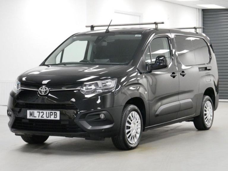 2023 TOYOTA PROACE CITY 1.5 D 100 BHP L2 LONG ICON EDITION 6 DOOR
