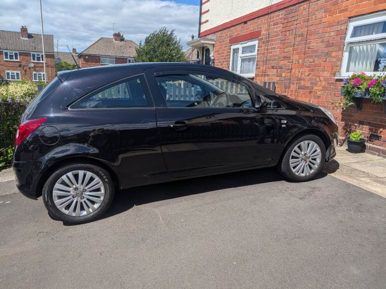 Vauxhall, CORSA, Hatchback, 2011, Manual, 998 (cc), 3 doors