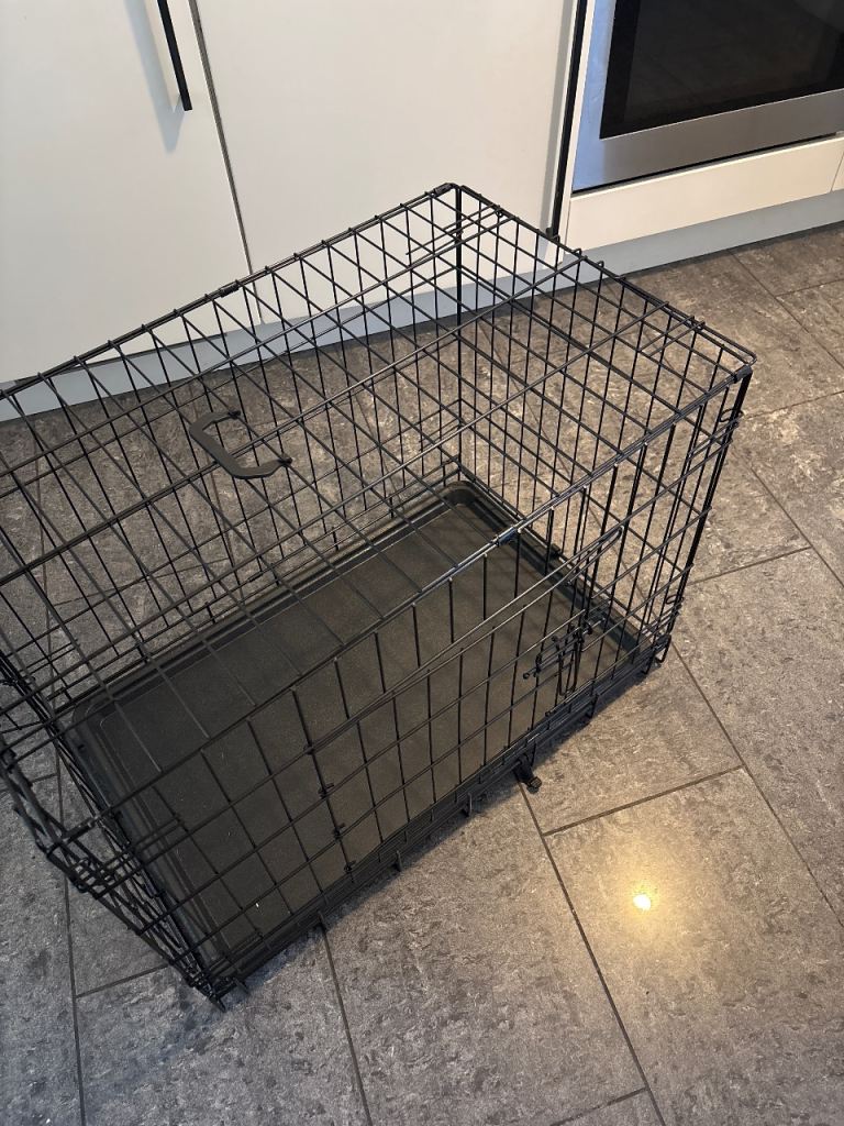 Dog crate 