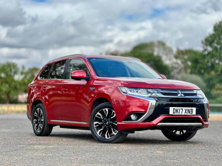 2017 Mitsubishi Outlander 2.0h 12kWh 4hs CVT 4WD Euro 6 (s/s) 5dr ESTATE Petrol/Electric Hybrid A...