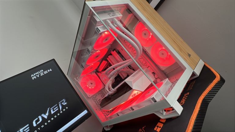 Custom Built Gaming PC - White with RGB