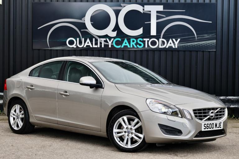 Volvo S60 2.0 D3 SE Manual *Sat Nav + Adaptive Chassis + Heated Leather + DAB