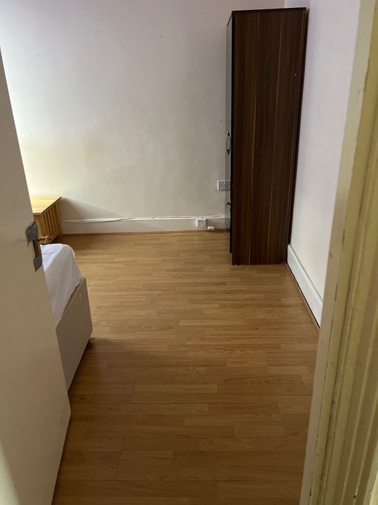 Double Bedroom to share