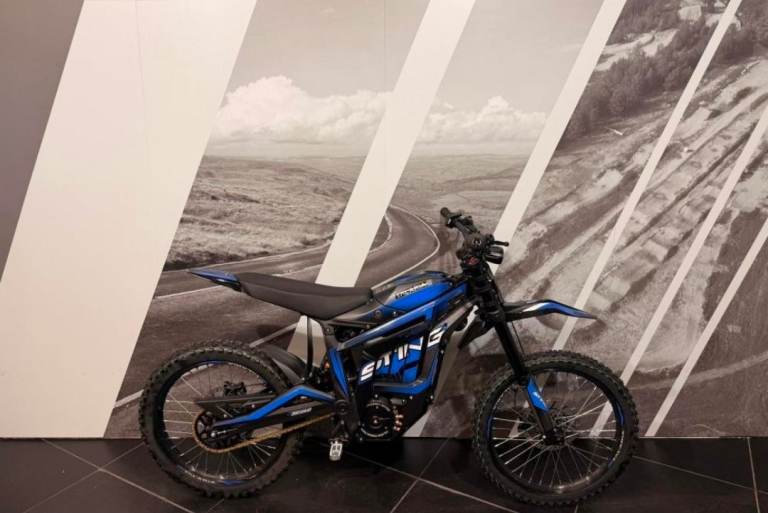 My bike and 1k cash for whyg? 