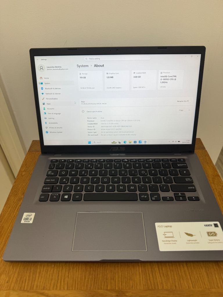 Asus Vivobook 14” FHD laptop Excelent Condition