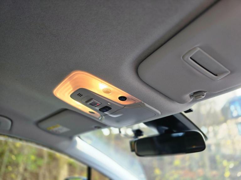  Toyota Prius 1.8 VVT-h Excel Hatchback 5dr Petrol Hybrid CVT Euro 6 (s/s) (122 ps) Petrol/Electr...