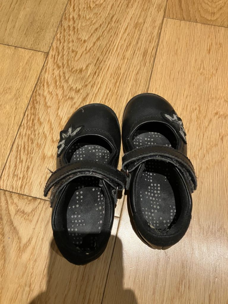 M&S Kids Patent Leather School Shoes. Used. Black. Size 8. Girl. RRP £30wear and tear pictures