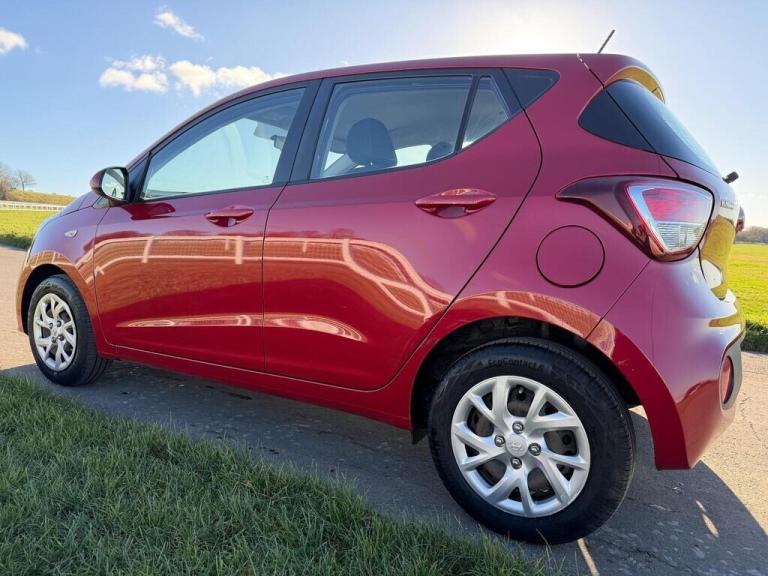 2018 Hyundai i10 1.0 SE 5dr HATCHBACK Petrol Manual