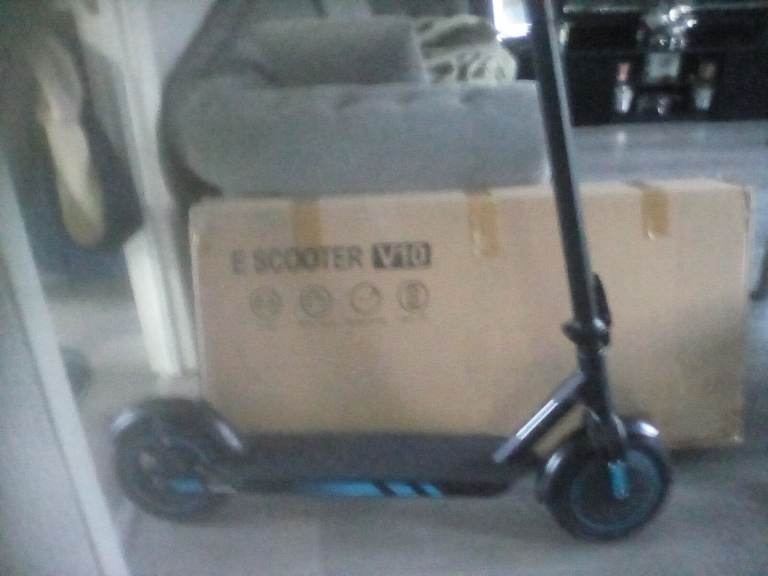 Electric scooter