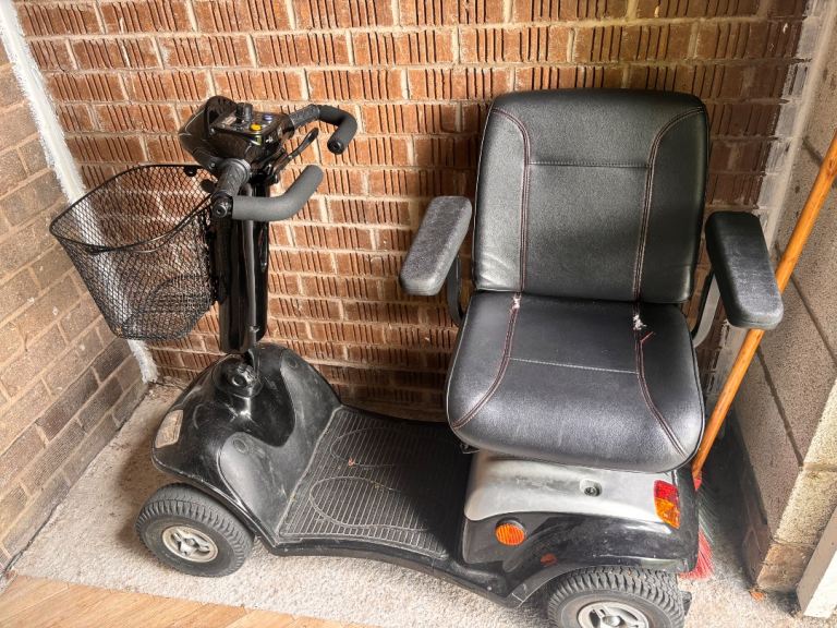  Kymco Super 4 mobility scooter