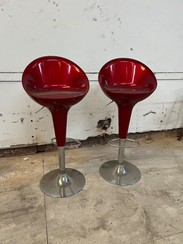 Retro bar stools