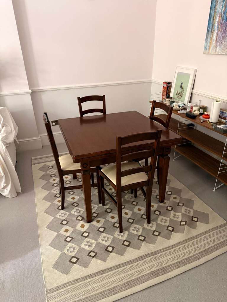 Solid Wood Extendable Dining Table + 4 Chairs – Made in Italy