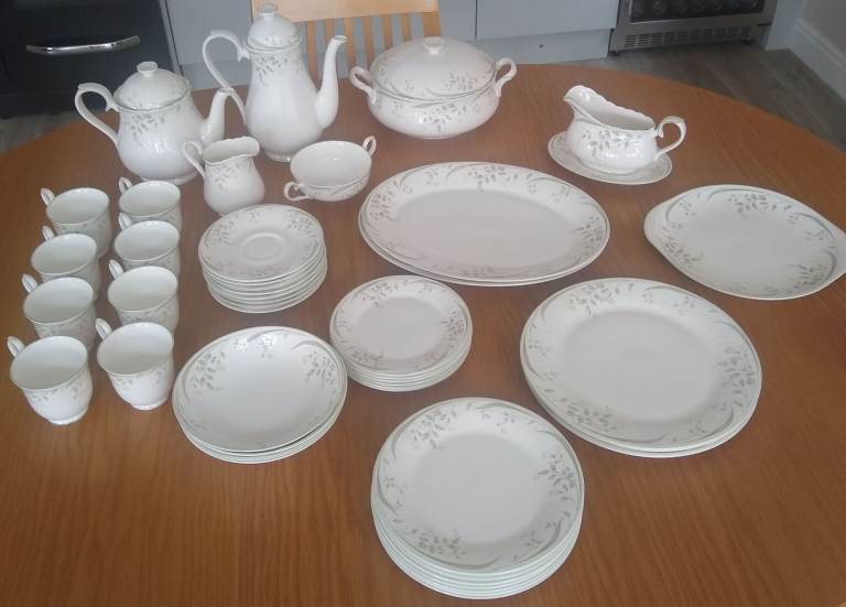 Royal Albert Hazy Dawn Dinner Set