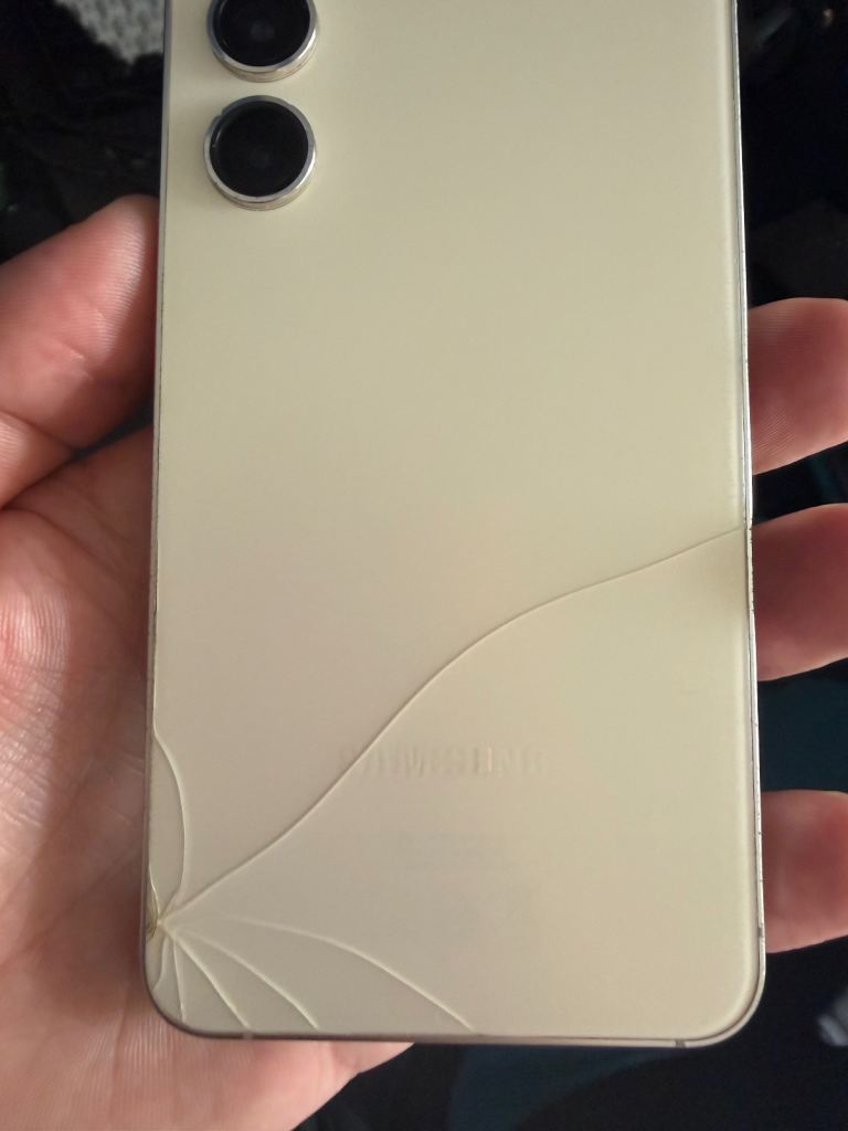 Samsung Galaxy S24 and Galaxy Watch 6 – Fair Condition
