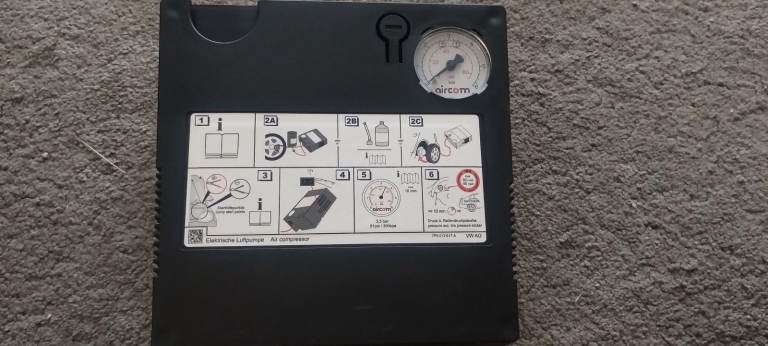 VW or AUDI MOBILE TYRE PUMP AIR COMPRESSOR INFLATOR 7P0.012.617.A