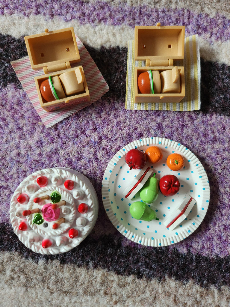 Vintage Sylvanian Families lunch boxes, cake and food items