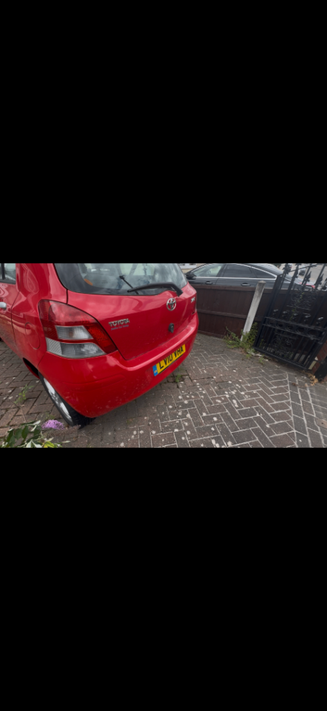 Toyota YARIS, Hatchback, 2010, Semi-Auto, 1329 (cc), 5 doors