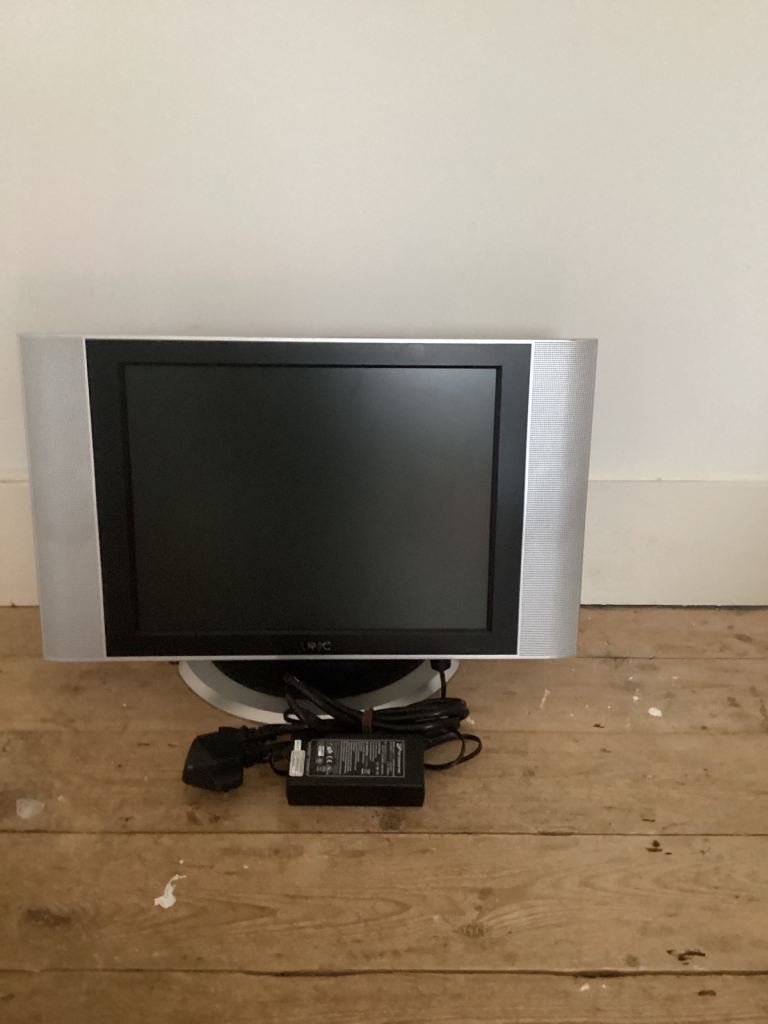 15” LCD TV MONITOR 
