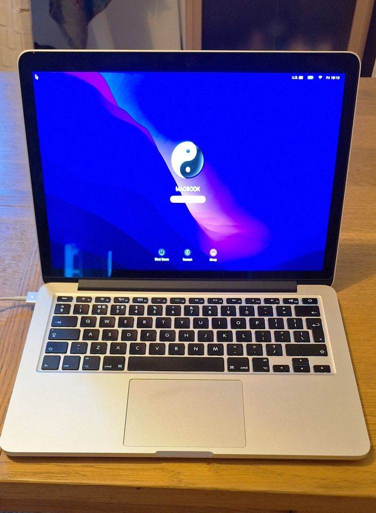Apple MacBook Pro For Sale