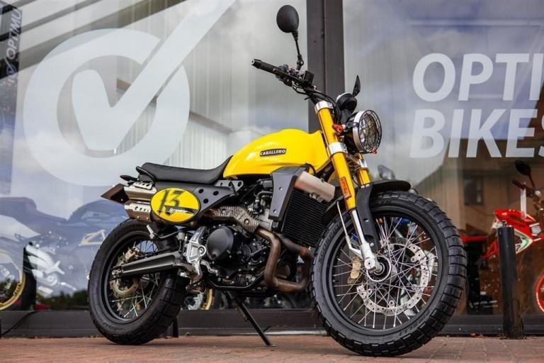 Fantic Scrambler 500 LOW MILES ! ARROW ! STUNNING