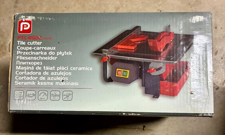 ******FREE******   Tile Cutter -New  Condition    ******FREE******