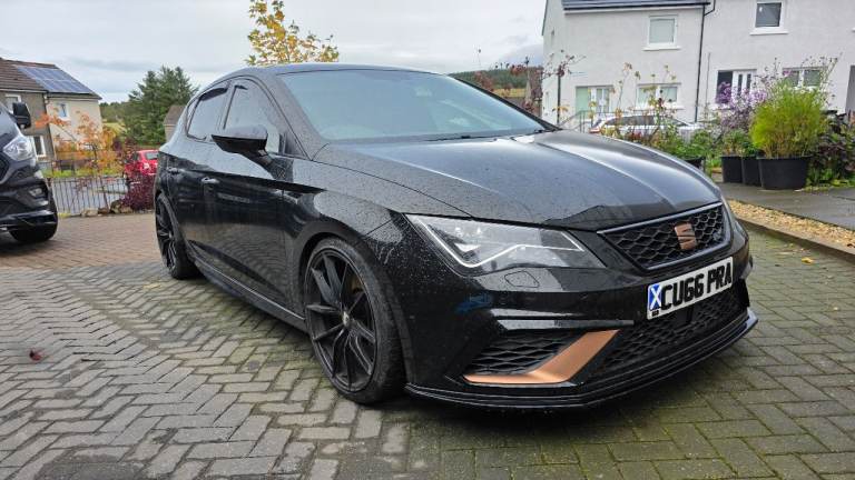 Seat, LEON, Hatchback, 2019, Semi-Auto, 1984 (cc), 5 doors