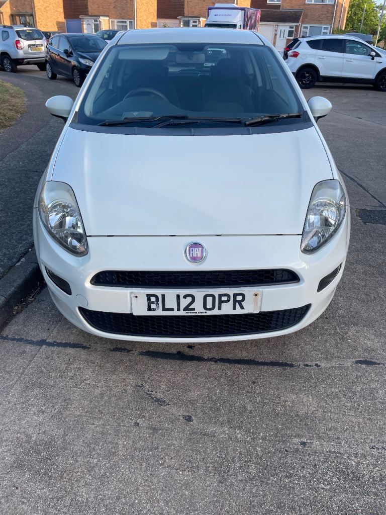 Fiat, PUNTO, Hatchback, 2012, Manual, 1242 (cc), 3 doors