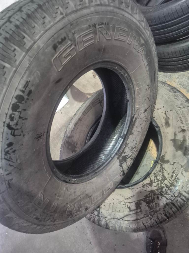 General grabber tyres 235/85/16 x3 