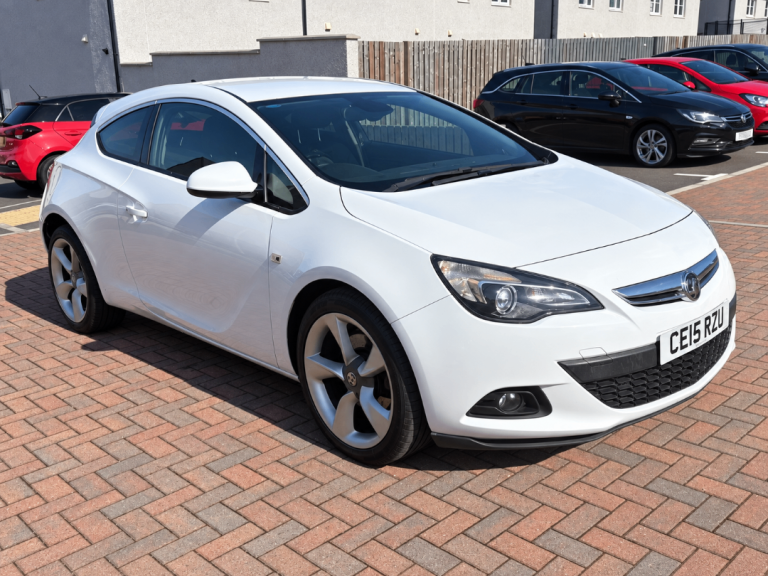 Vauxhall, ASTRA GTC, Hatchback, 2015, Manual, 1364 (cc), 3 doors