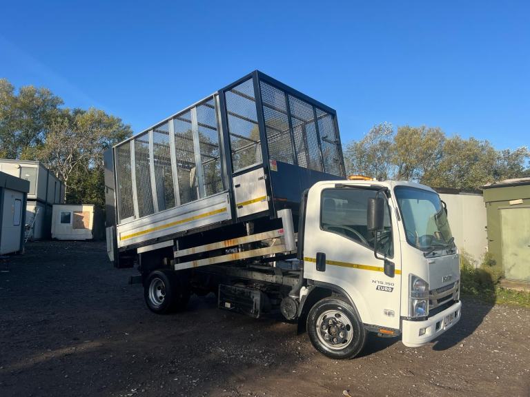 ISUZU TRUCKS FORWARD N75.150 AUTO..CAGED TIPPERS FROM 50,000 KM 