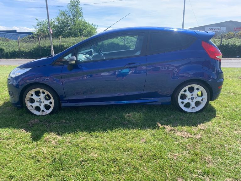 Ford, FIESTA, zetec S Hatchback, 2011, Manual, 1596 (cc), 3 doors