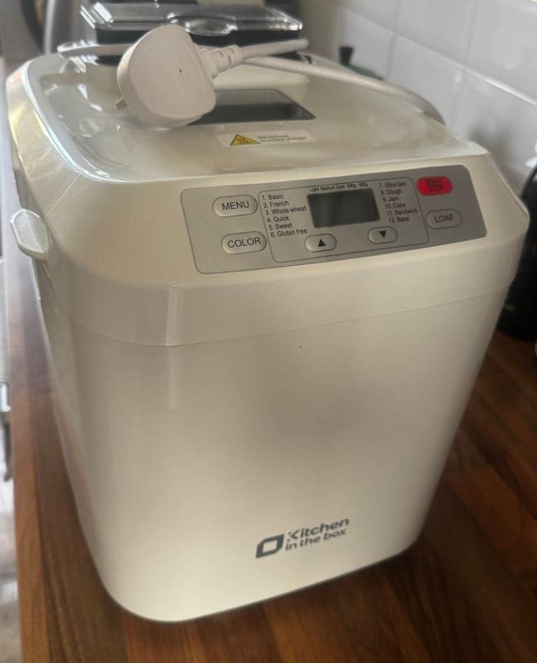 Bread Maker – White, like new
