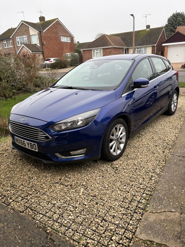 Ford FOCUS titanium 2016, Manual 1.5 tdci diesel blue