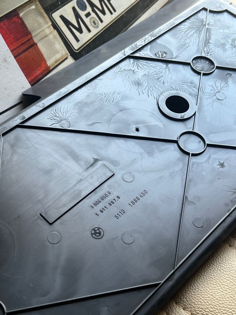 Bmw e30 NOS rear blind