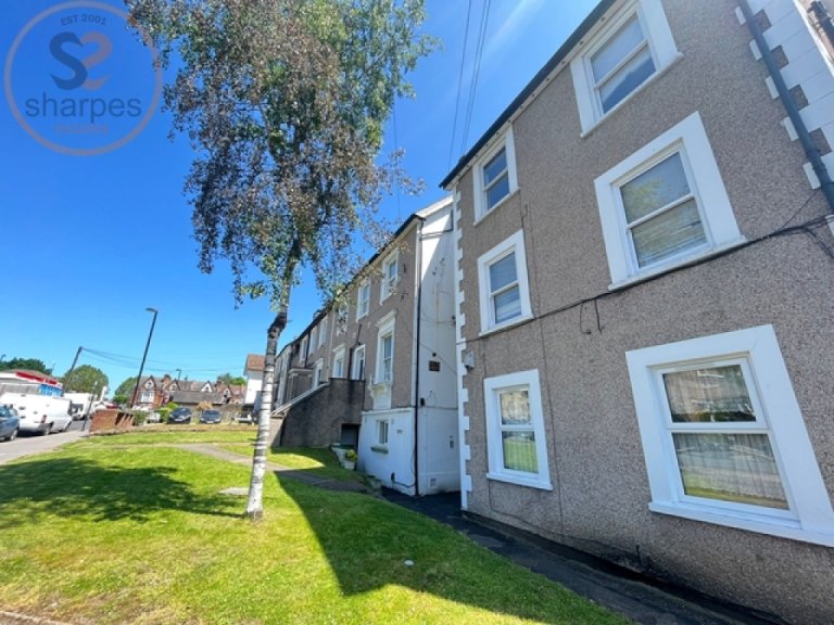 1 bedroom flat in 316 Holmesdale Road, South Norwood, London