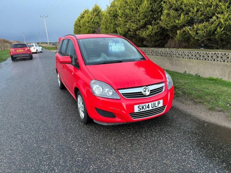 2014 14 Vauxhall Zafira 1.8 Petrol 5 Door Red MOT 07/2026.
