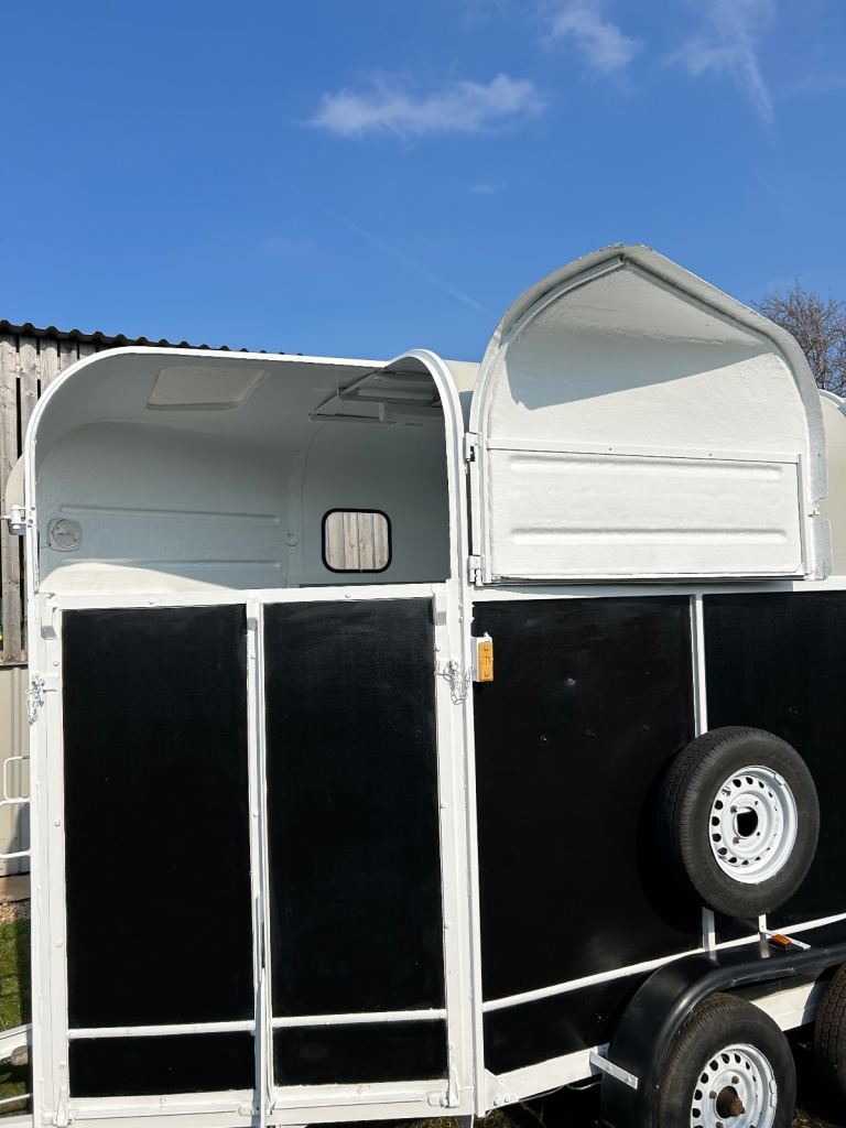 Catering horse box trailer