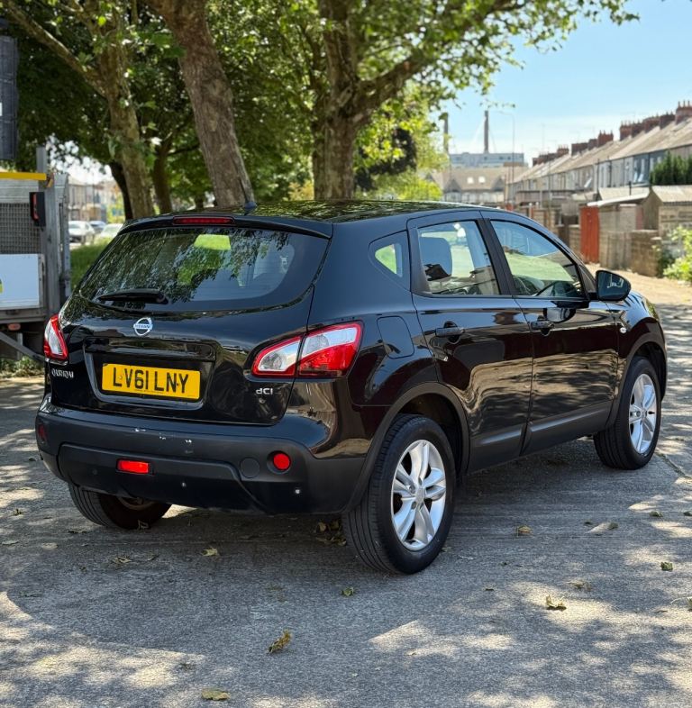 Nissan, QASHQAI, Hatchback, 2011, Manual, 1461 Diesel