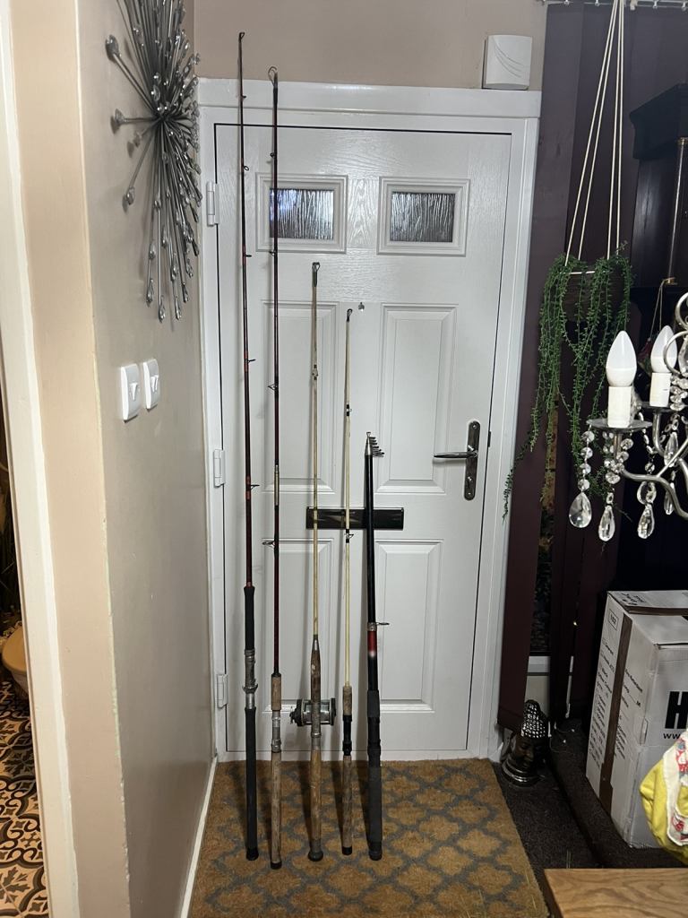 5 x vintage 1980’s/90’s sea/beach fishing rods