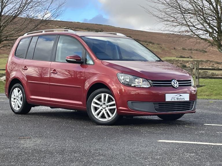 VOLKSWAGEN TOURAN 2.0 TDI BlueMotion Tech SE 5dr Man, red, diesel + now sold