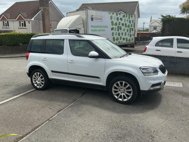 2016 Skoda Yeti 2.0 TDI CR SE Business 5dr HATCHBACK Diesel Manual