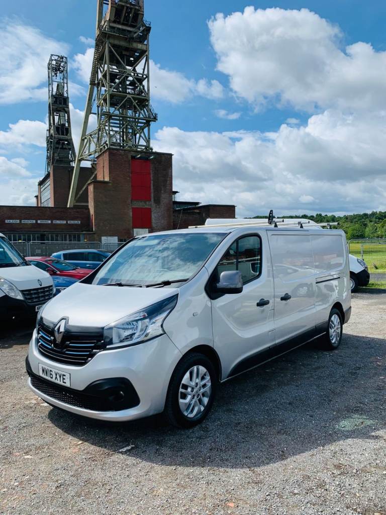 2016 1.6 CDTI RENAULT TRAFIC SPORTIVE LWB VAN LOW ONLY 65K MILES NEW MOT 6/2027 VIVARO NV300 NO VAT