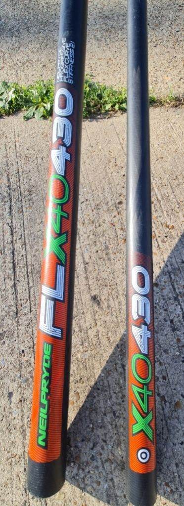 NEIL PRYDE FLX40 430CM SDM (40% CARBON) WINDSURF MAST IN GOOD CONDITION(NO BAG)