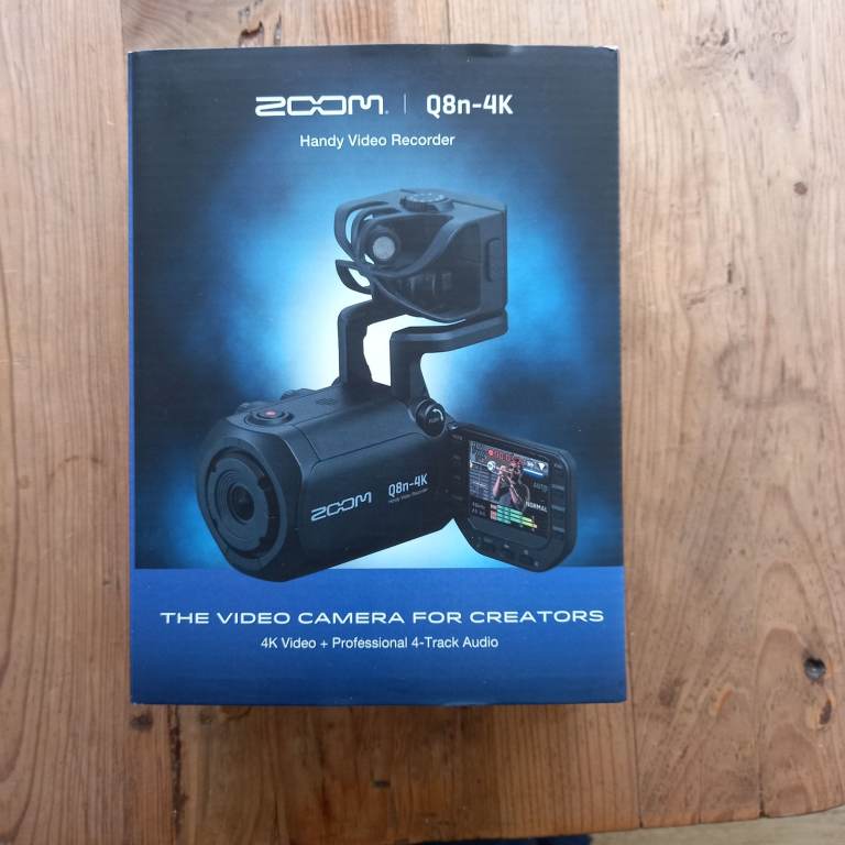 Zoom Q8n-4K Handy Video Recorder 
