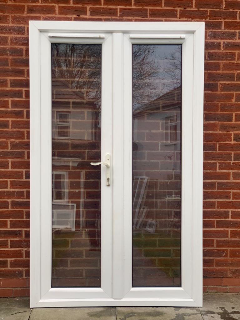 UPVC DOUBLE GLAZED FRENCH PATIO DOOR & KEY 125cm WIDE 207cm HIGH Can Deliver