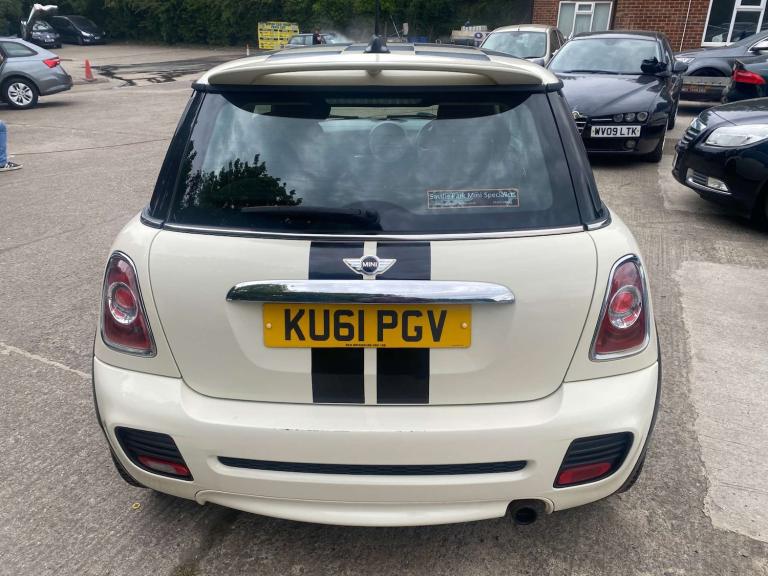 2011 MINI Hatch 1.6 One 3dr Hatchback Petrol Manual