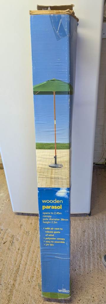 Wilko Green Wooden Parasol (no base)