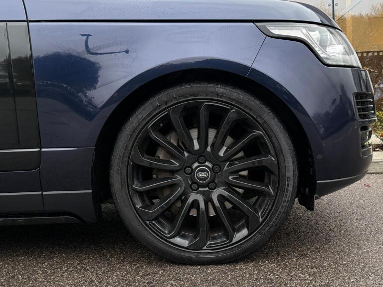 2015 Land Rover Range Rover 4.4 SDV8 Autobiography 4dr Auto ESTATE DIESEL Automatic